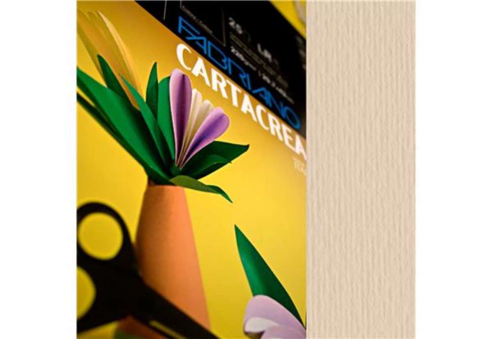 Immagine di Cartoncino CartaCrea - 35 x 50 cm - 220 gr - panna - Fabriano - blister 10 fogli
