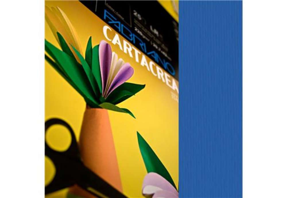 Immagine di Cartoncino CartaCrea - 35 x 50 cm - 220 gr - blu 114 - Fabriano - blister 10 fogli