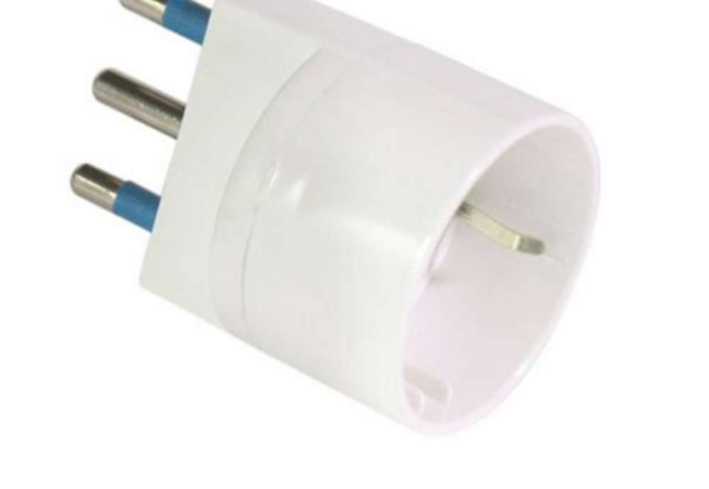 Immagine di Adattatore semplice con spina 2P+T 16A - presa Schuko 16A - MKC