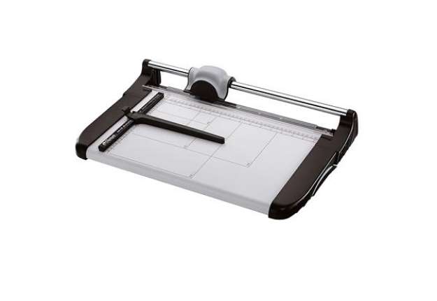 Immagine di Taglierina a lama rotante 3018 - 37 x 54,6 x 10 cm - 360 mm (A4) - 15 fogli - grigio/nero - Titanium