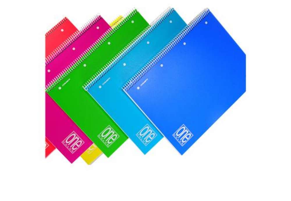 Immagine di Maxiquaderno One Color PP - A4+- 5mm - 80 fogli - 80 gr -  c/fori - spiralato - Blasetti