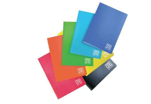 Immagine di Maxiquaderno One Color - A4 - punto metallico - 1 rigo - 20 fogli - 80 gr - copertina PPL - Blasetti