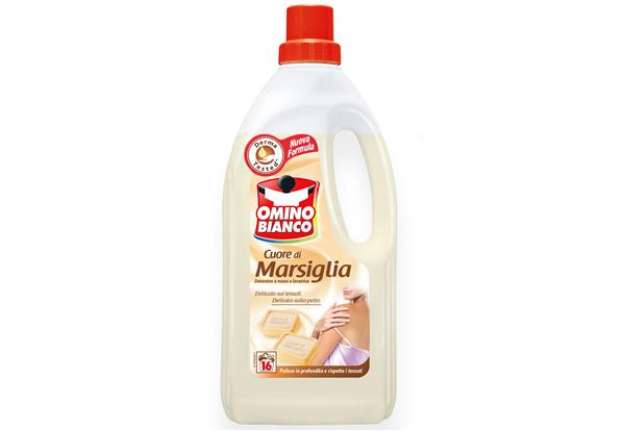Immagine di Detersivo liquido Cuore di Marsiglia - a mano e in lavatrice - 1 L - Omino Bianco