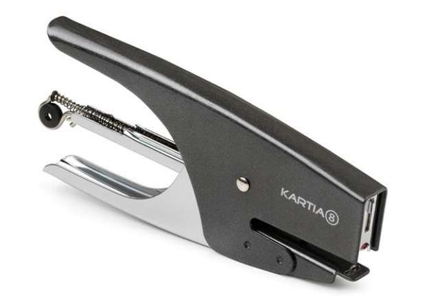 Immagine di Cucitrice a pinza Kartia 8 - capacità 200 punti - nero - Iternet