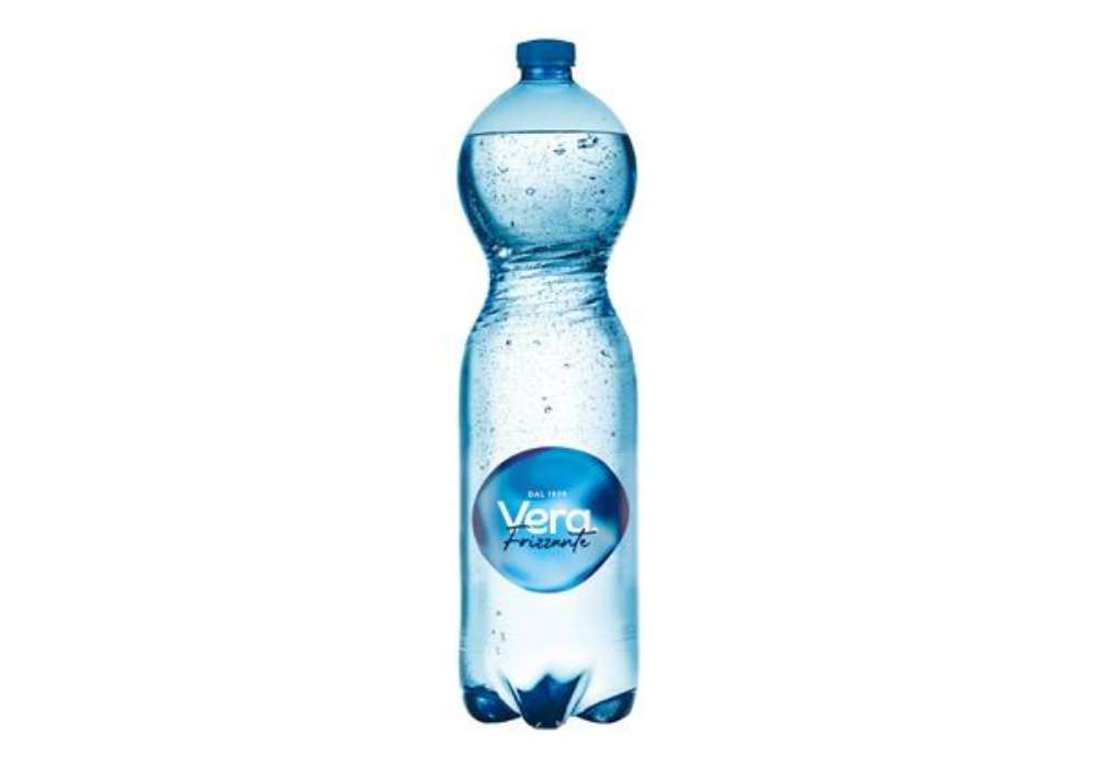 Immagine di Acqua frizzante - PET - bottiglia da 1,5 L - Vera