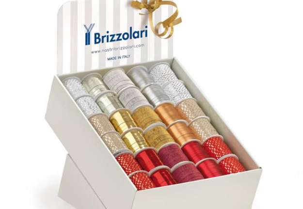 Immagine di Rocche di nastro - in polipropilene - 10 mm x 10 mt - fantasie natalizie assortite - Brizzolari - co