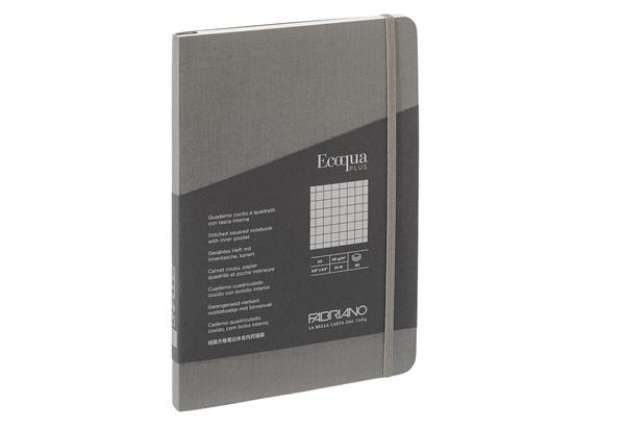 Immagine di Taccuino Ecoqua Plus - con elastico - rilegatura cucita - A5 - 5 mm - 80 fogli - artracite - Fabrian