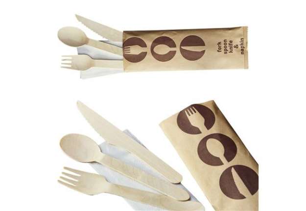 Immagine di Tris posate - in legno - 16 cm - con tovagliolo - Leone - conf. 48 pezzi
