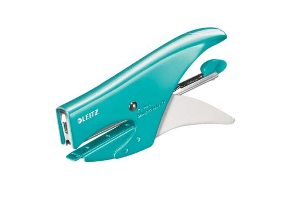 Immagine di Cucitrice fino a 15 fogli Leitz 5547 WOW acqua marina metallizzato 55472051