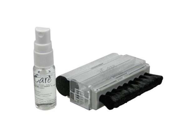 Immagine di Liquido per pulizia schermi - con spugna in microfibra - 20 ml - Mediacom