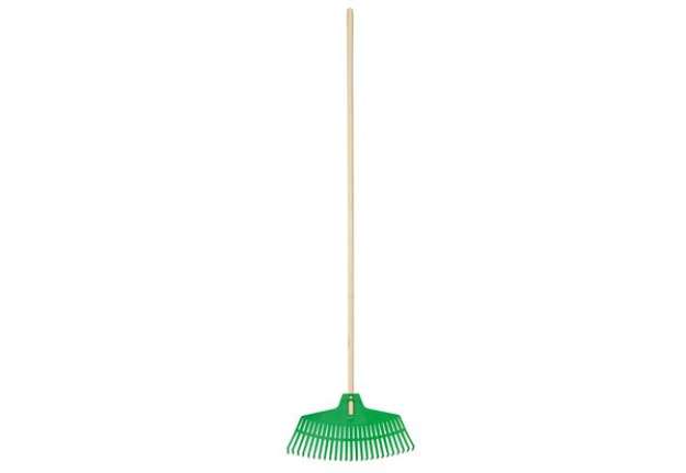 Immagine di Scopa 25 denti - per erba e foglie - con manico in legno - 47 x 165 cm - Verdemax