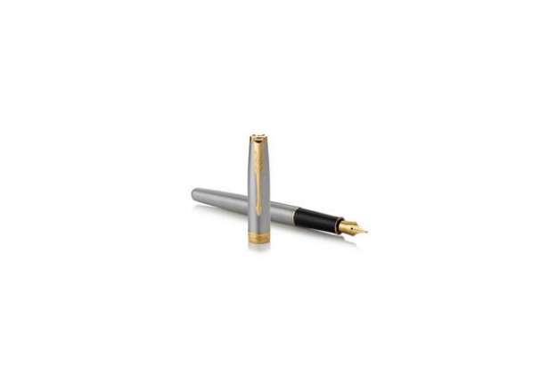 Immagine di Penna stilografica Parker Sonnet Parker punta F inchiostro nero Stainless Steel GT - 1931504